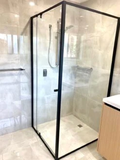 Violet 6mm Semi-Frameless Pivot Screens Matte Black | Convex -HERA Bathware Sales 6mm semi frameless pivot screens matte black convex740 820mmshower screenconvex 673086