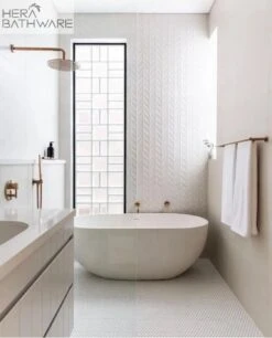 Bella Freestanding Bath