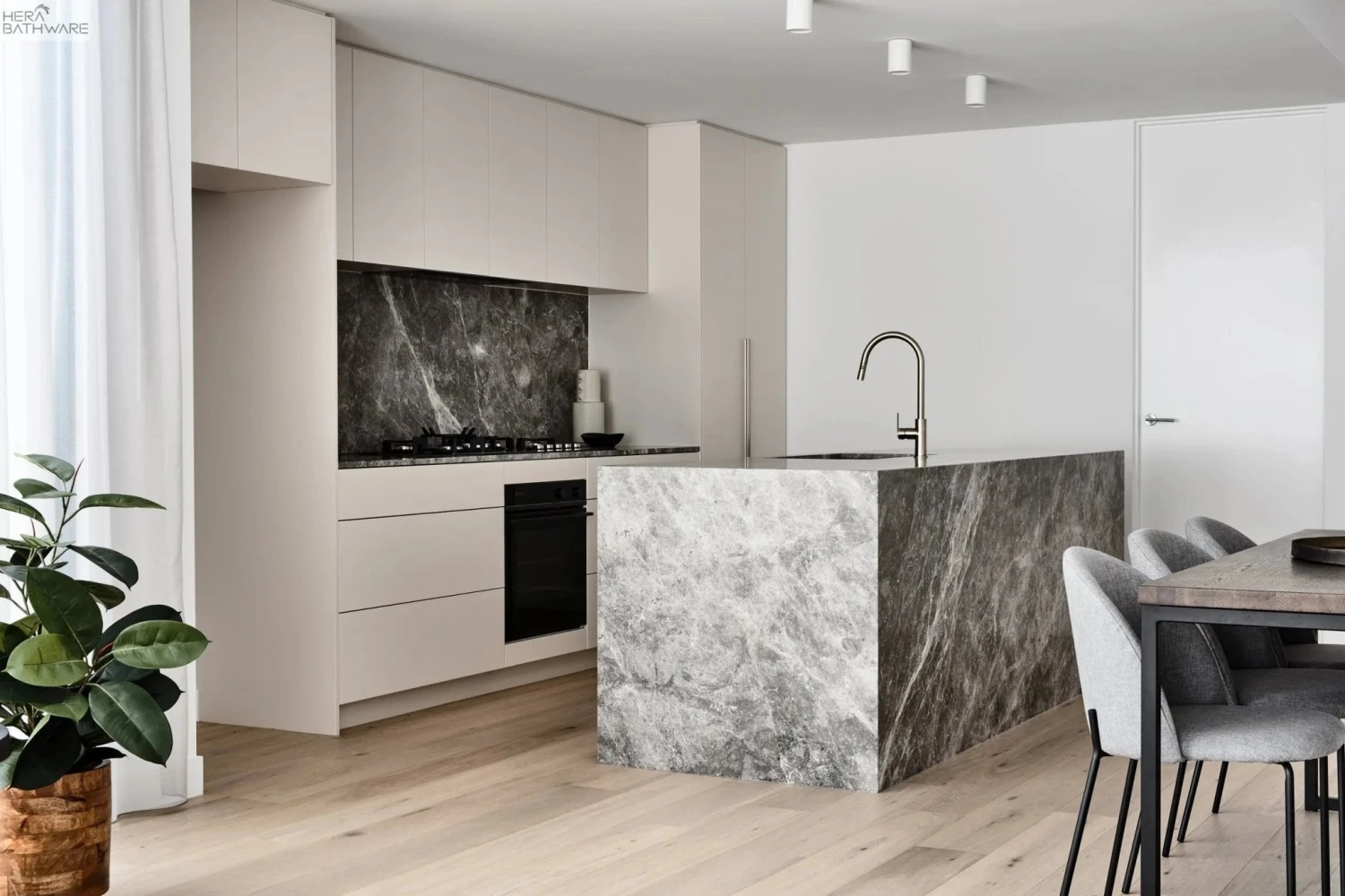 Paddle Wall Mixer Set | Meir Paddle Wall Mixer Set | Meir -HERA Bathware Sales paddle wall mixer set meirchrometapwaremeir 710511