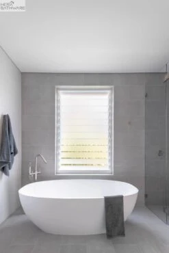 Round Freestanding Bath Spout And Hand Shower 10 Round Freestanding Bath Spout And Hand Shower -HERA Bathware Sales round freestanding bath spout and hand showerchromefreestanding bath mixermeir 478756