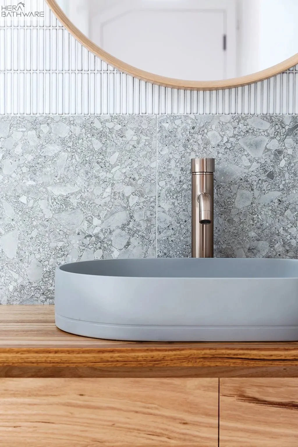 Round Pinless Tall Basin Mixer Round Pinless Tall Basin Mixer -HERA Bathware Sales round pinless tall basin mixerchampagnetapwaremeir 510990